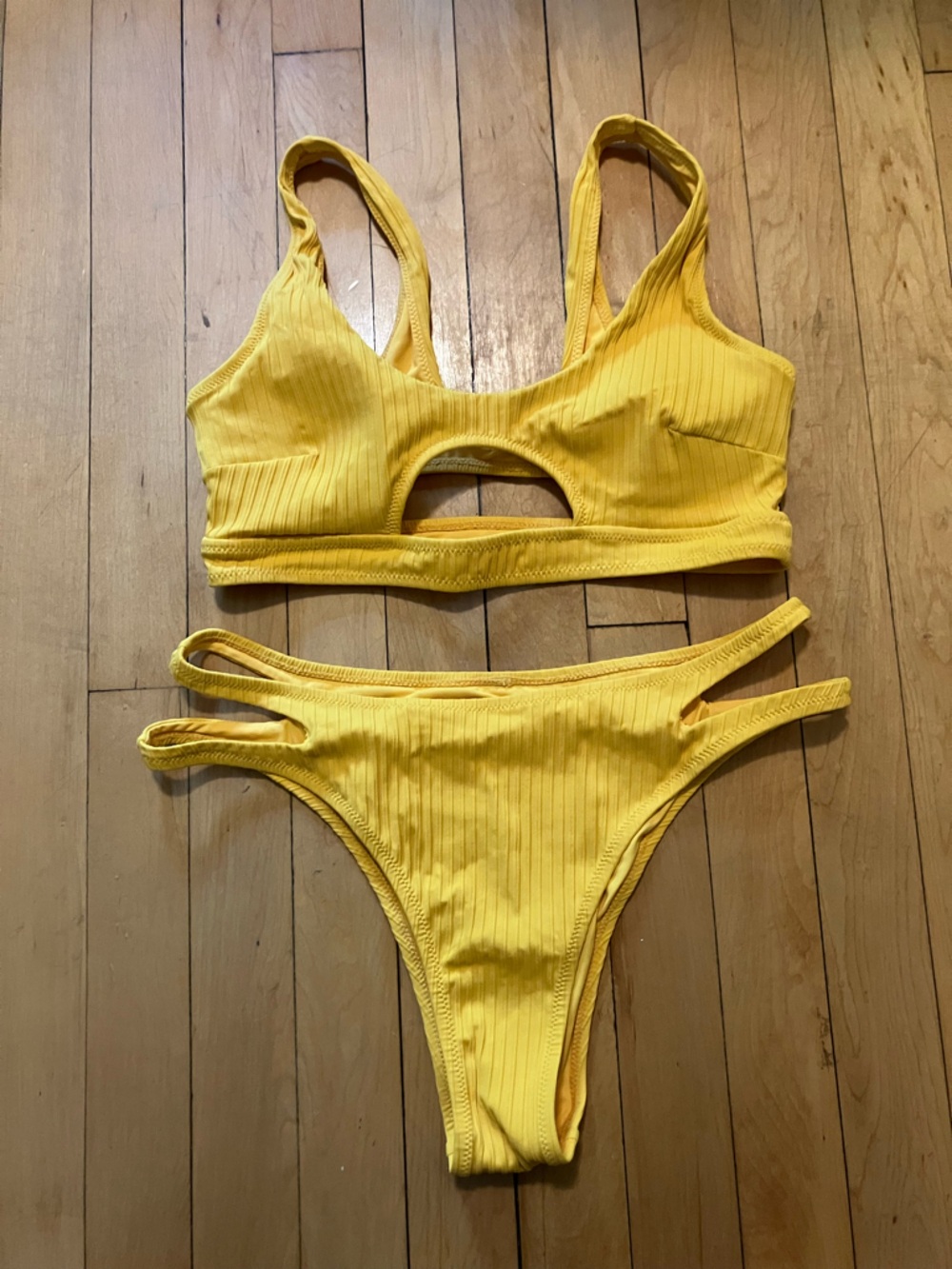Cupshe Two Piece Ribbed Cut Out Golden Sunny Yellow Bikini Swimsuit Large
